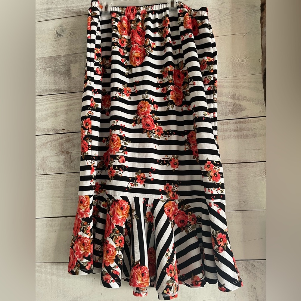 Women’s skirt.
